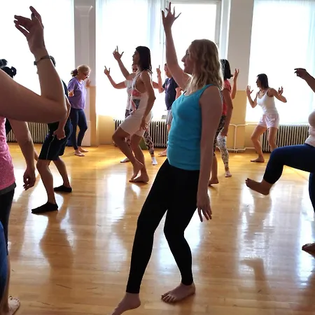 European House Of Yoga Light